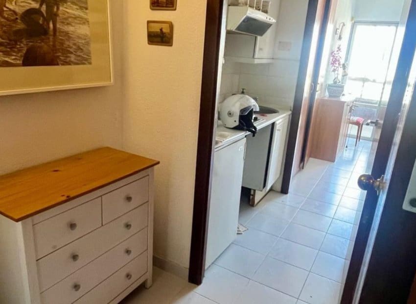 Estúdio para venda em Alicante cidade - 180 000 € (Ref: 9669630)