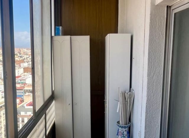 Estúdio para venda em Ensanche - Diputacion, Alicante cidade - 180 000 € (Ref: 9669630)