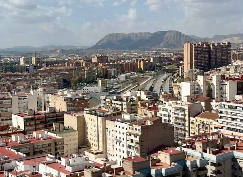 Estúdio para venda em Alicante cidade - 180 000 € (Ref: 9669630)