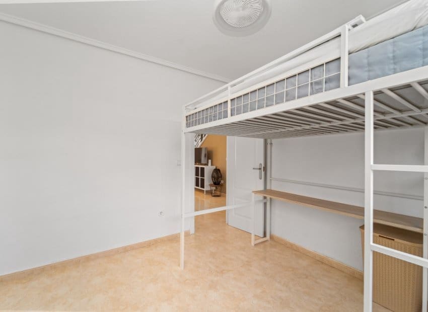 3 soverom Hus til salgs i Ciudad Quesada med svømmebasseng - € 240 000 (Ref: 9745173)