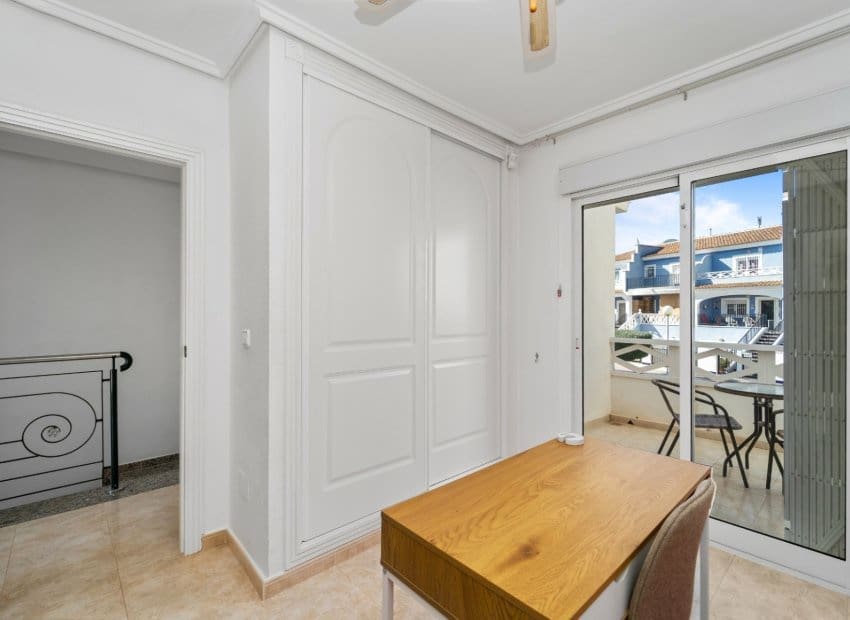 3 soverom Hus til salgs i Ciudad Quesada med svømmebasseng - € 240 000 (Ref: 9745173)