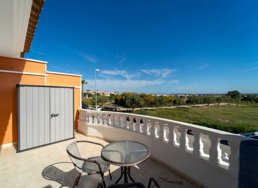 3 soverom Hus til salgs i Ciudad Quesada med svømmebasseng - € 240 000 (Ref: 9745173)