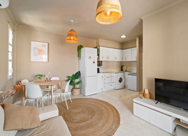 2 slaapkamer Appartement te koop in Aguas Nuevas, Torrevieja met zwembad - € 159.500 (Ref: 9795653)