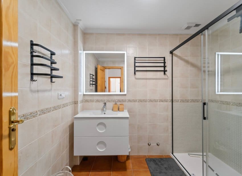 2 sypialnia Apartament na sprzedaż w La Torreta z basenem - 154 900 € (Ref: 9798493)