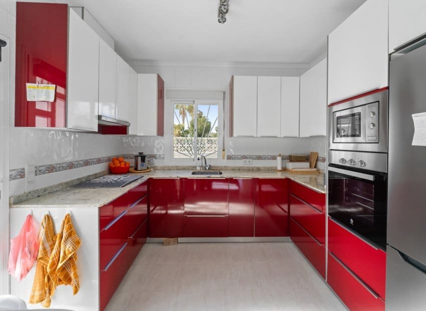 2 bedroom Villa for sale in Monte Azul with pool - € 299,000 (Ref: 9814083)