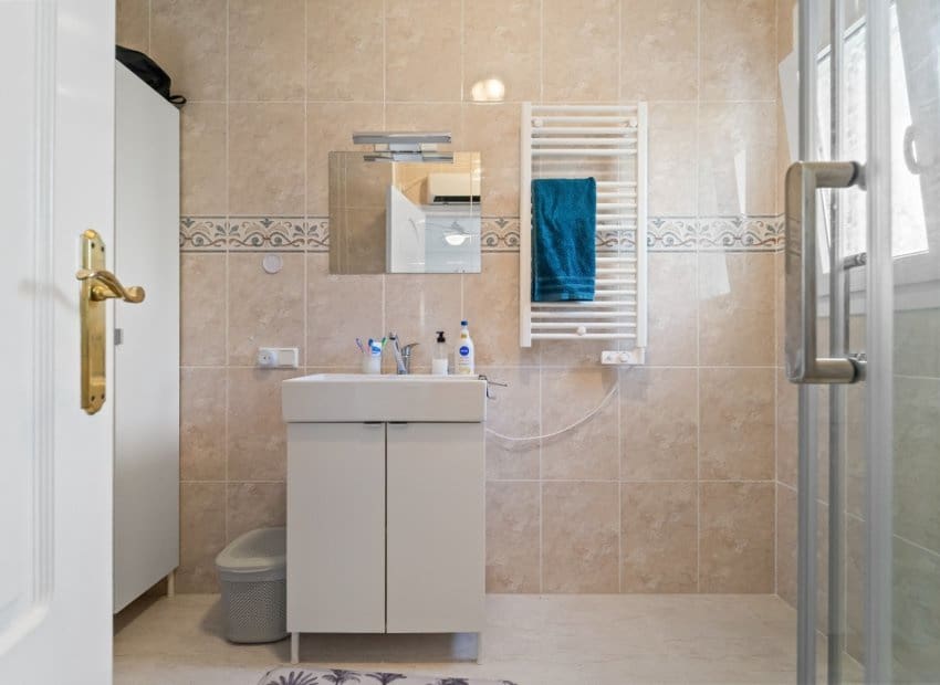 2 bedroom Villa for sale in Monte Azul with pool - € 299,000 (Ref: 9814083)
