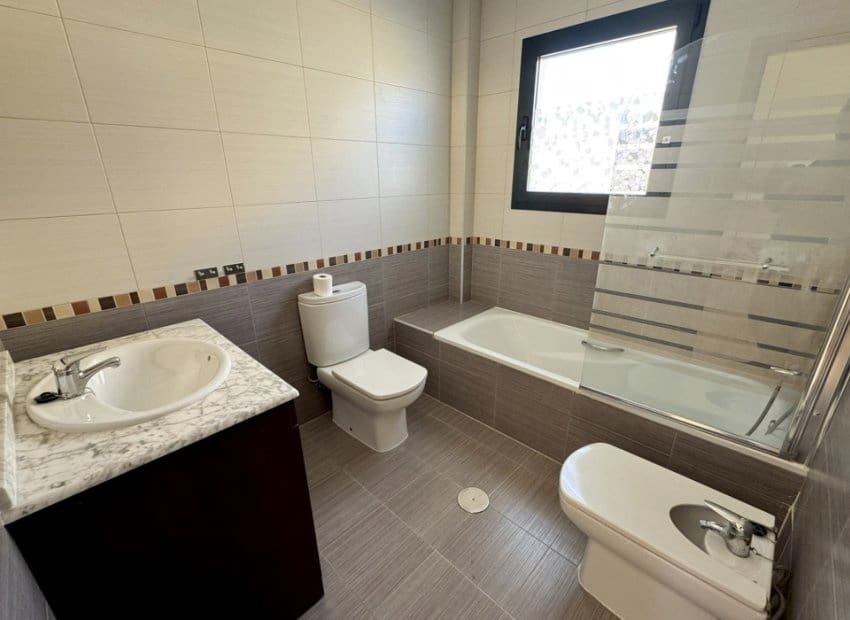 3 sypialnia Willa na sprzedaż w Ciudad Quesada z basenem - 290 000 € (Ref: 9816640)