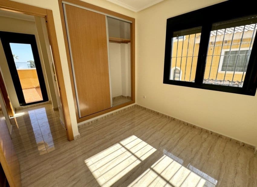 3 sypialnia Willa na sprzedaż w Ciudad Quesada z basenem - 290 000 € (Ref: 9816640)