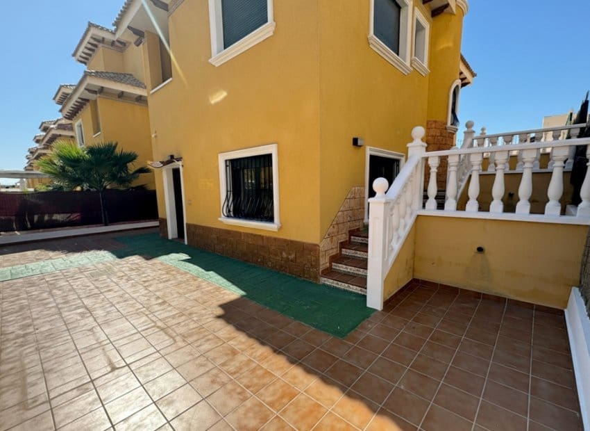 3 sypialnia Willa na sprzedaż w Ciudad Quesada z basenem - 290 000 € (Ref: 9816640)