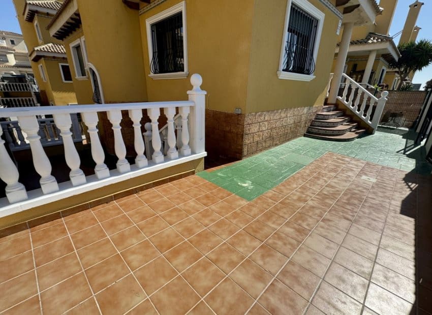 3 sypialnia Willa na sprzedaż w Ciudad Quesada z basenem - 290 000 € (Ref: 9816640)