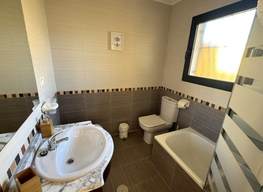 2 chambre Villa/Maison Semi-Mitoyenne à vendre à Ciudad Quesada avec piscine - 250 000 € (Ref: 9816641)