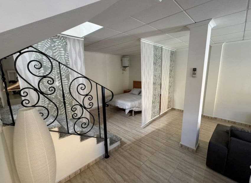 2 chambre Villa/Maison Semi-Mitoyenne à vendre à Ciudad Quesada avec piscine - 250 000 € (Ref: 9816641)