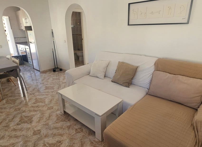 2 bedroom Villa for sale in Rojales with pool - € 285,000 (Ref: 9867946)
