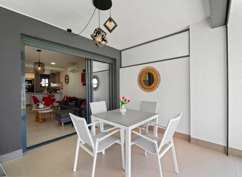 2 bedroom Apartment for sale in Punta Prima with pool garage - € 294,500 (Ref: 9928608)