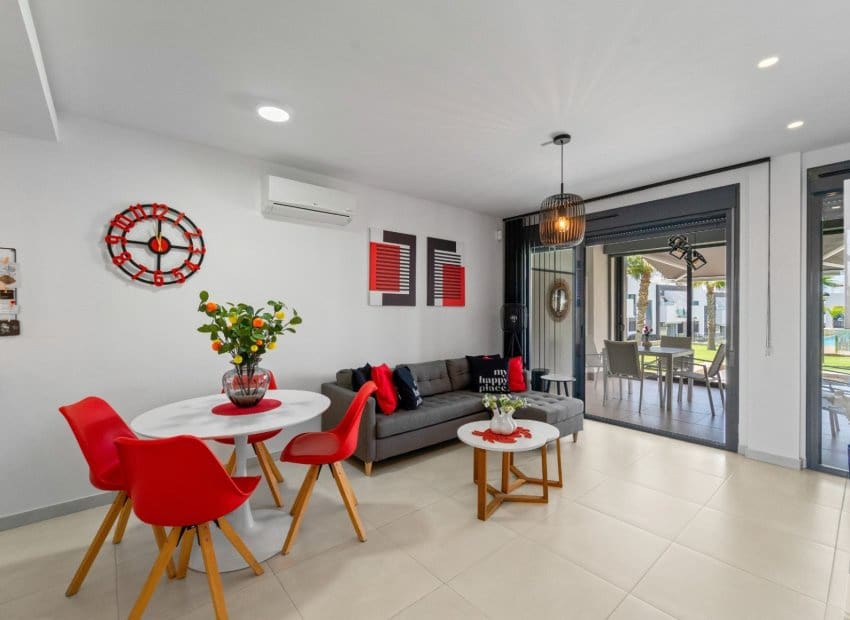 2 bedroom Apartment for sale in Punta Prima with pool garage - € 294,500 (Ref: 9928608)