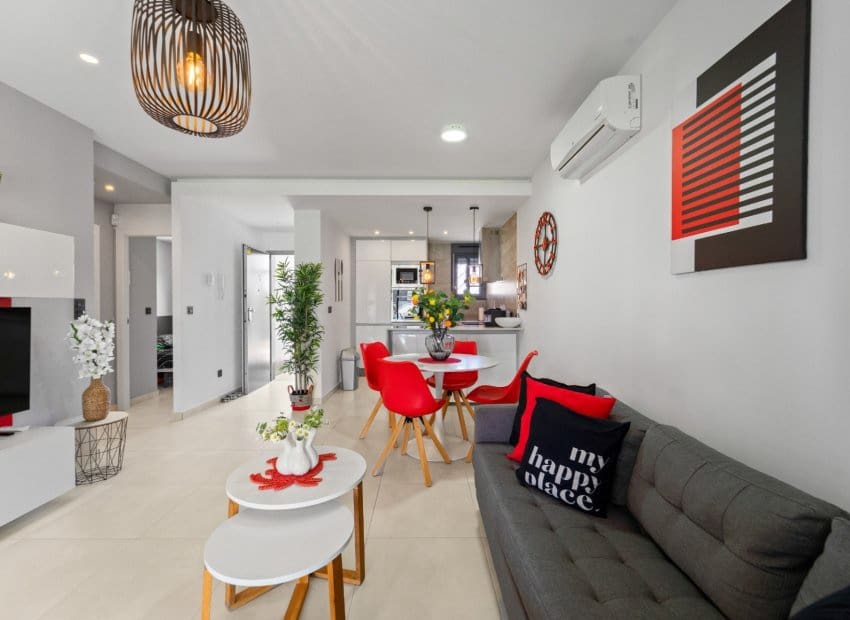 2 bedroom Apartment for sale in Punta Prima with pool garage - € 294,500 (Ref: 9928608)