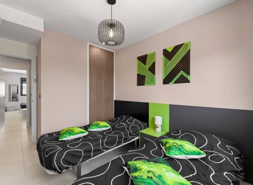 2 bedroom Apartment for sale in Punta Prima with pool garage - € 294,500 (Ref: 9928608)