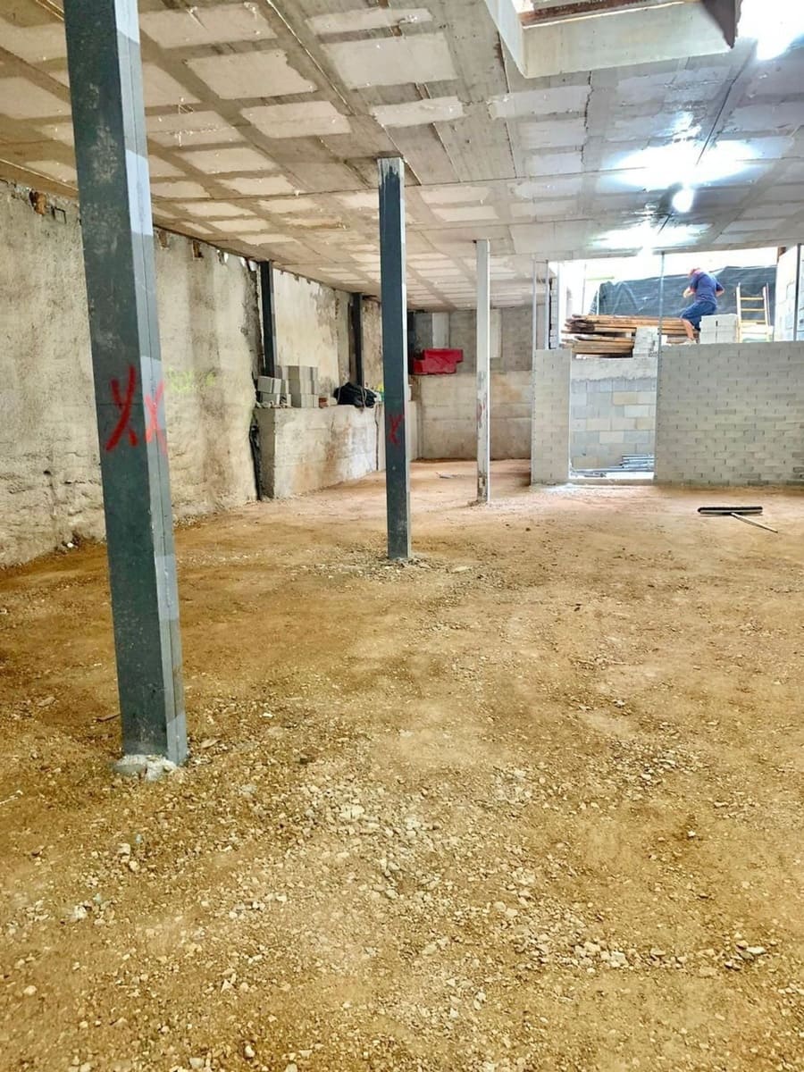 Erhverv til leje i Denia - € 800 (Ref: 8248158)