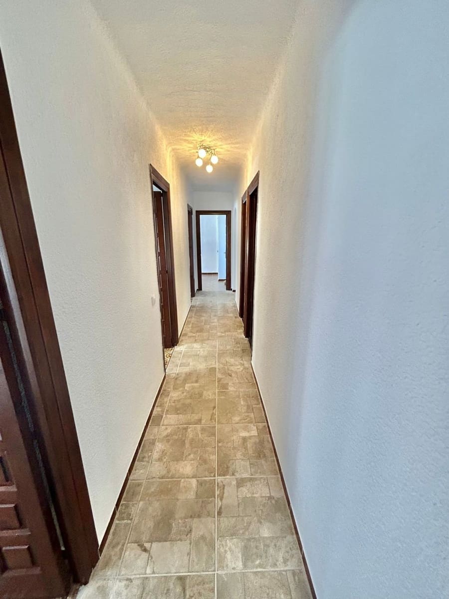 4 bedroom Apartment for rent in Javea / Xabia with garage - € 1,350 (Ref: 8267601)