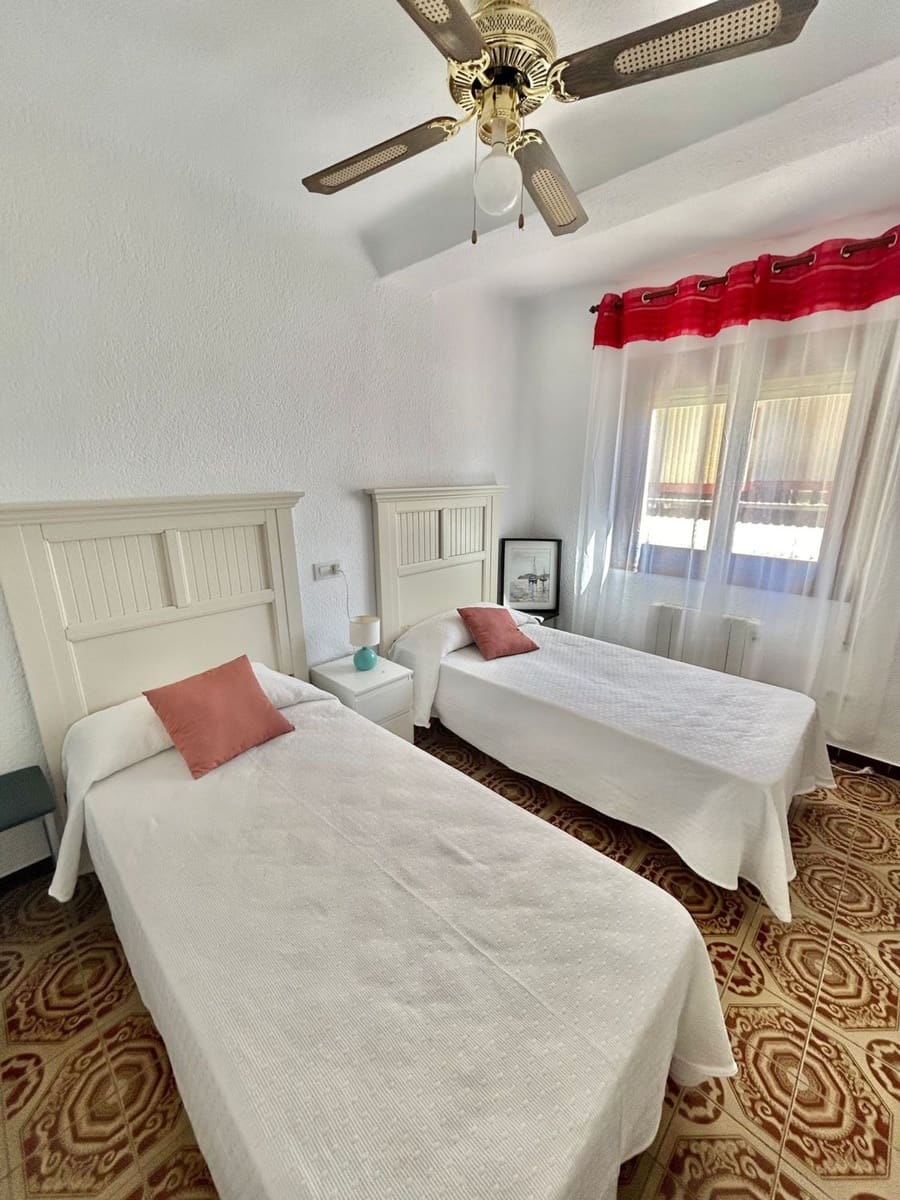 4 bedroom Apartment for rent in Javea / Xabia with garage - € 1,350 (Ref: 8267601)