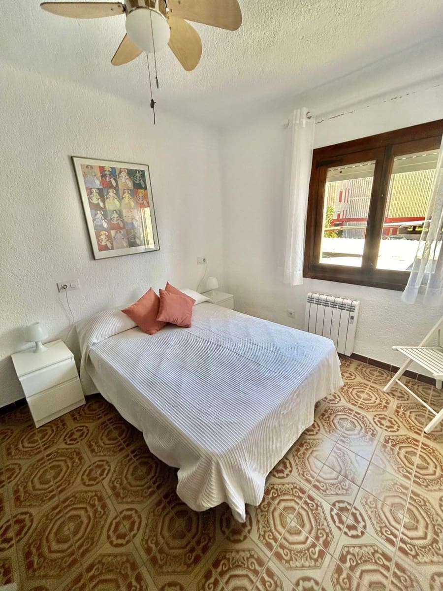 4 bedroom Apartment for rent in Javea / Xabia with garage - € 1,350 (Ref: 8267601)