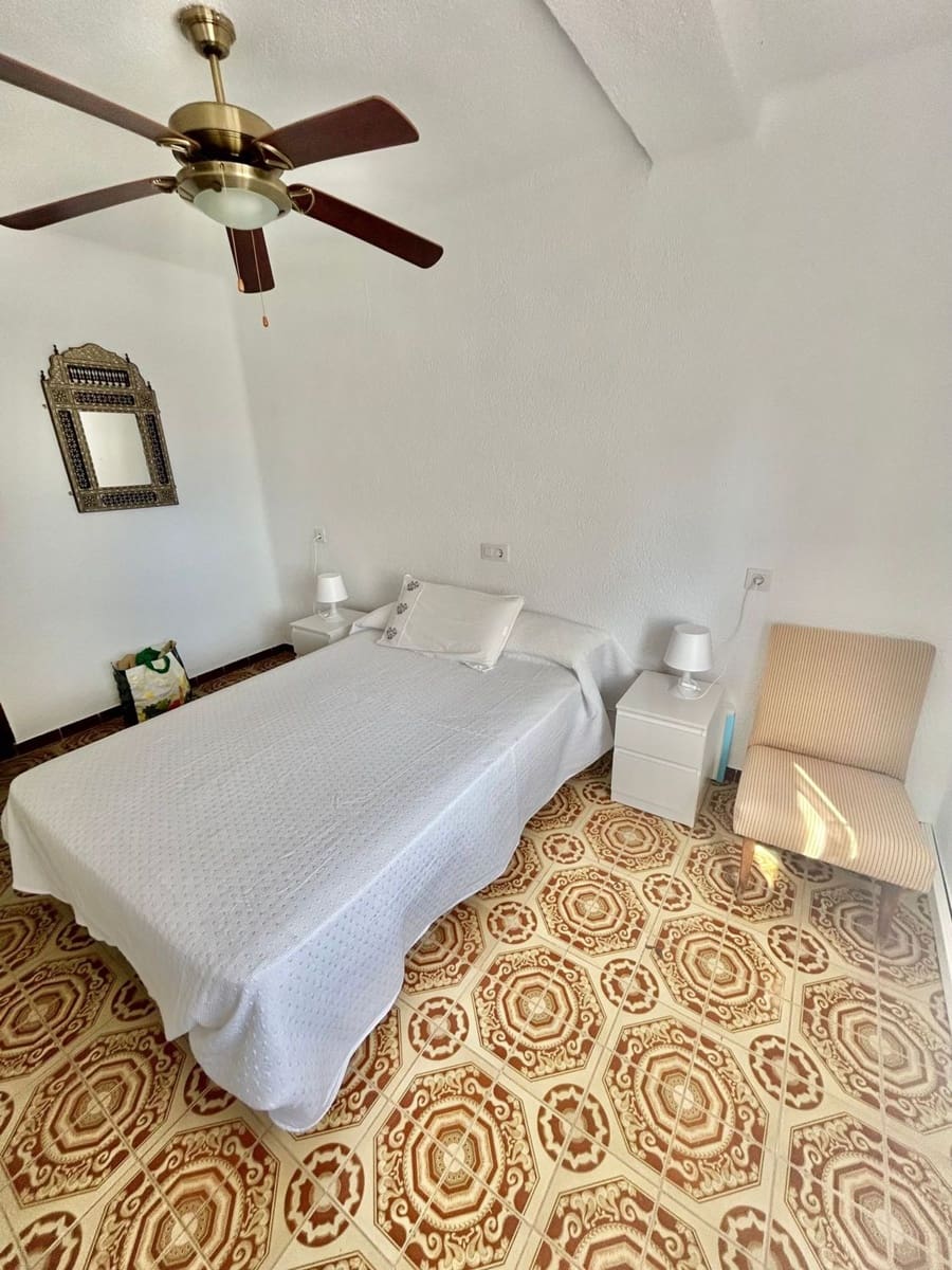 4 bedroom Apartment for rent in Javea / Xabia with garage - € 1,350 (Ref: 8267601)