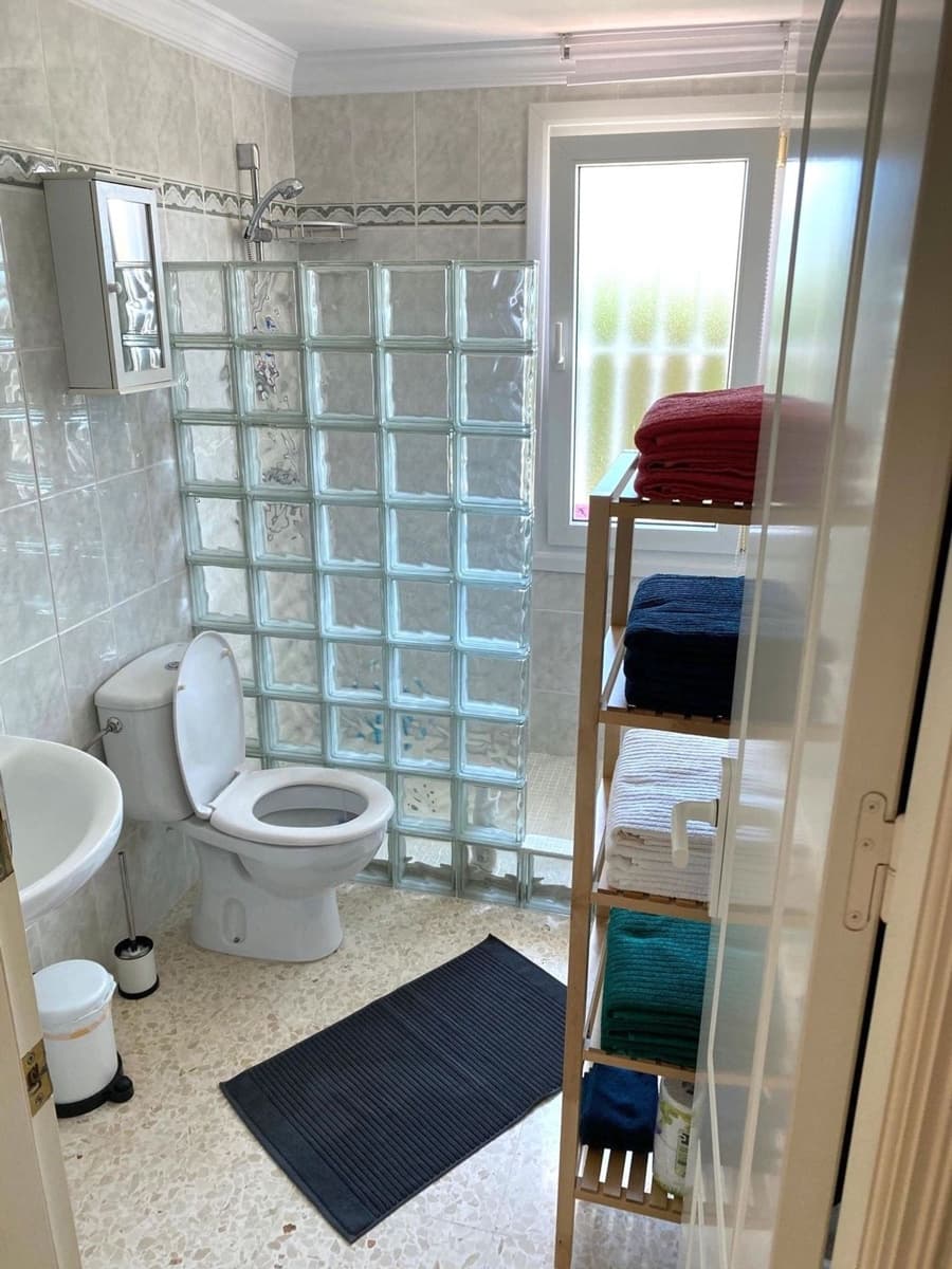 Casa de 2 habitaciones en Dénia en alquiler con piscina garaje - 1.750 € (Ref: 8299776)