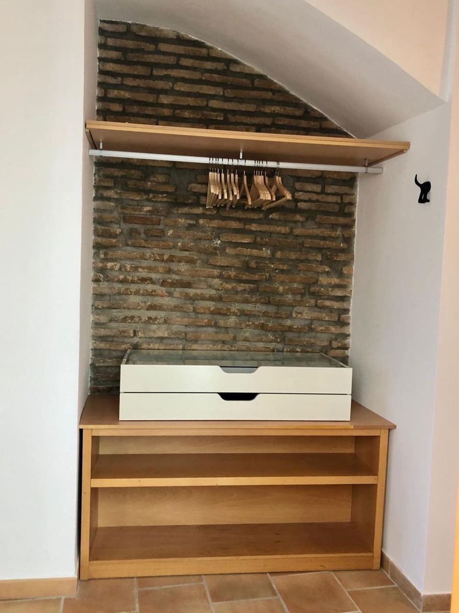 Appartement de 1 chambre à louer à Denia - 850 € (Ref: 8434015)