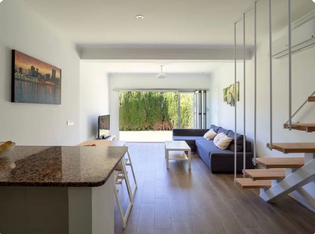 1 bedroom Townhouse for rent in Beniarbeig with pool garage - € 1,100 (Ref: 8573718)