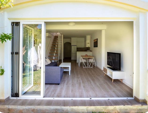1 bedroom Townhouse for rent in Beniarbeig with pool garage - € 1,100 (Ref: 8573718)