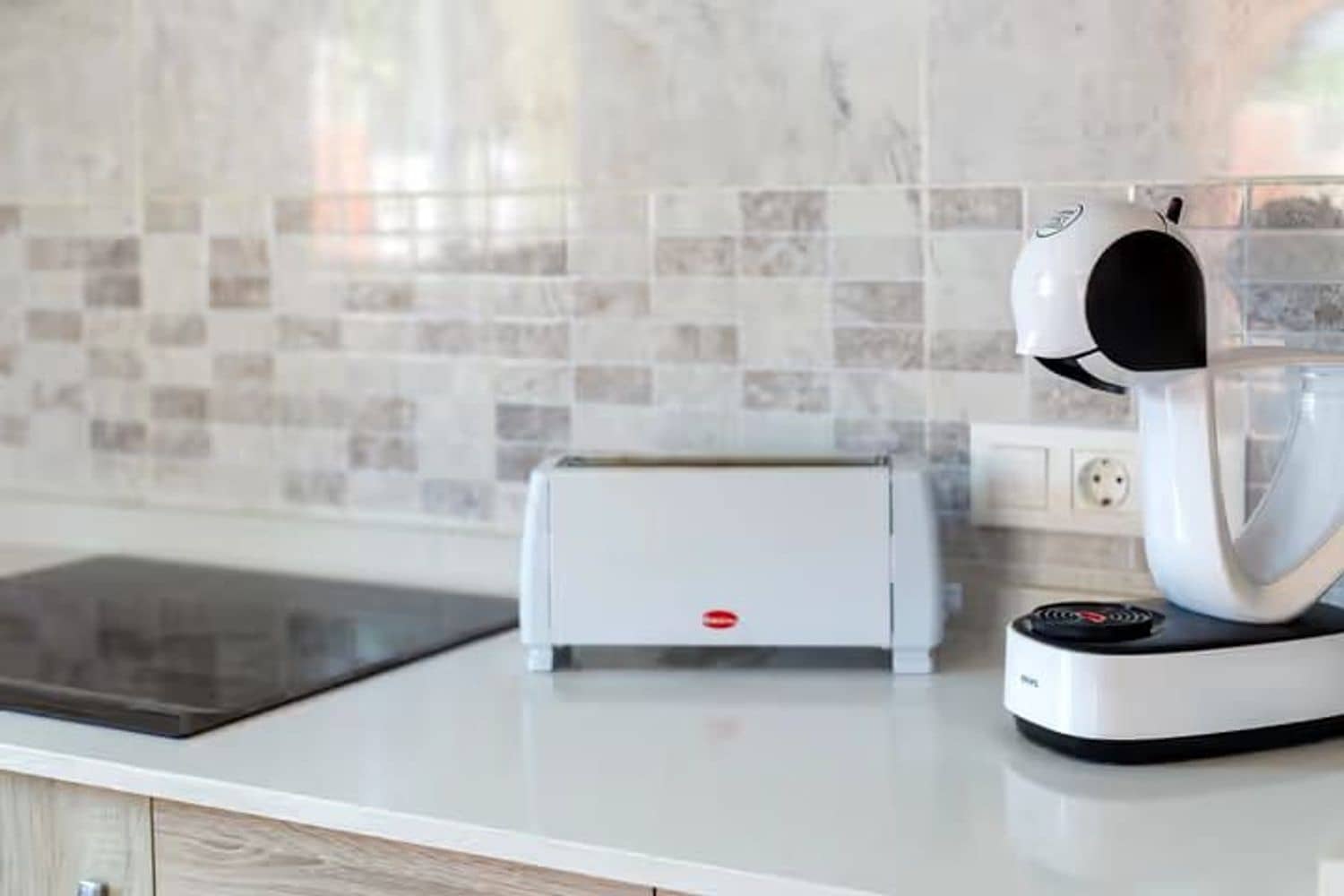 4 soveværelse Lejlighed til leje i Alicante by med garage - € 1.300 (Ref: 8624430)