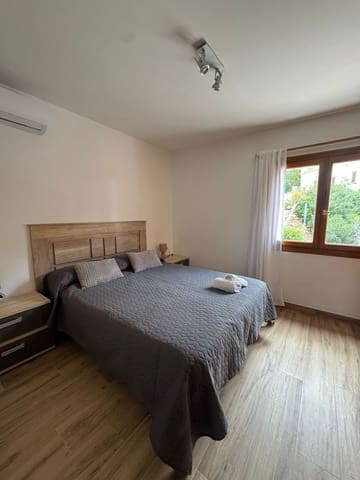 2 soveværelse Byhus til leje i El Montgó, Dénia med swimmingpool garage - € 1.300 (Ref: 8684432)