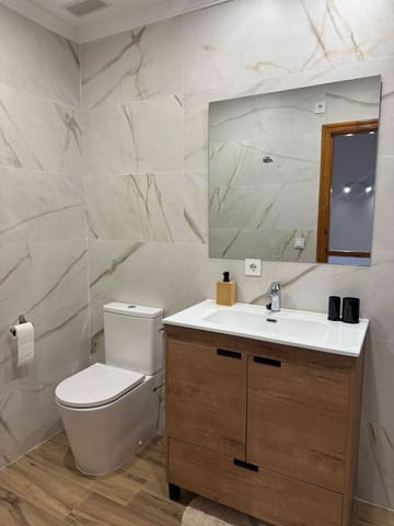 2 soveværelse Byhus til leje i El Montgó, Dénia med swimmingpool garage - € 1.300 (Ref: 8684432)