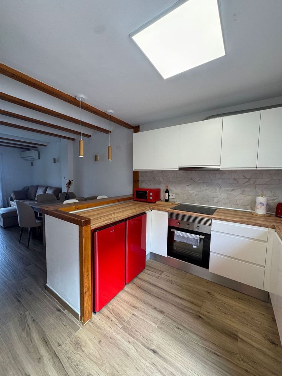 2 soveværelse Byhus til leje i Denia med swimmingpool garage - € 1.300 (Ref: 8684432)