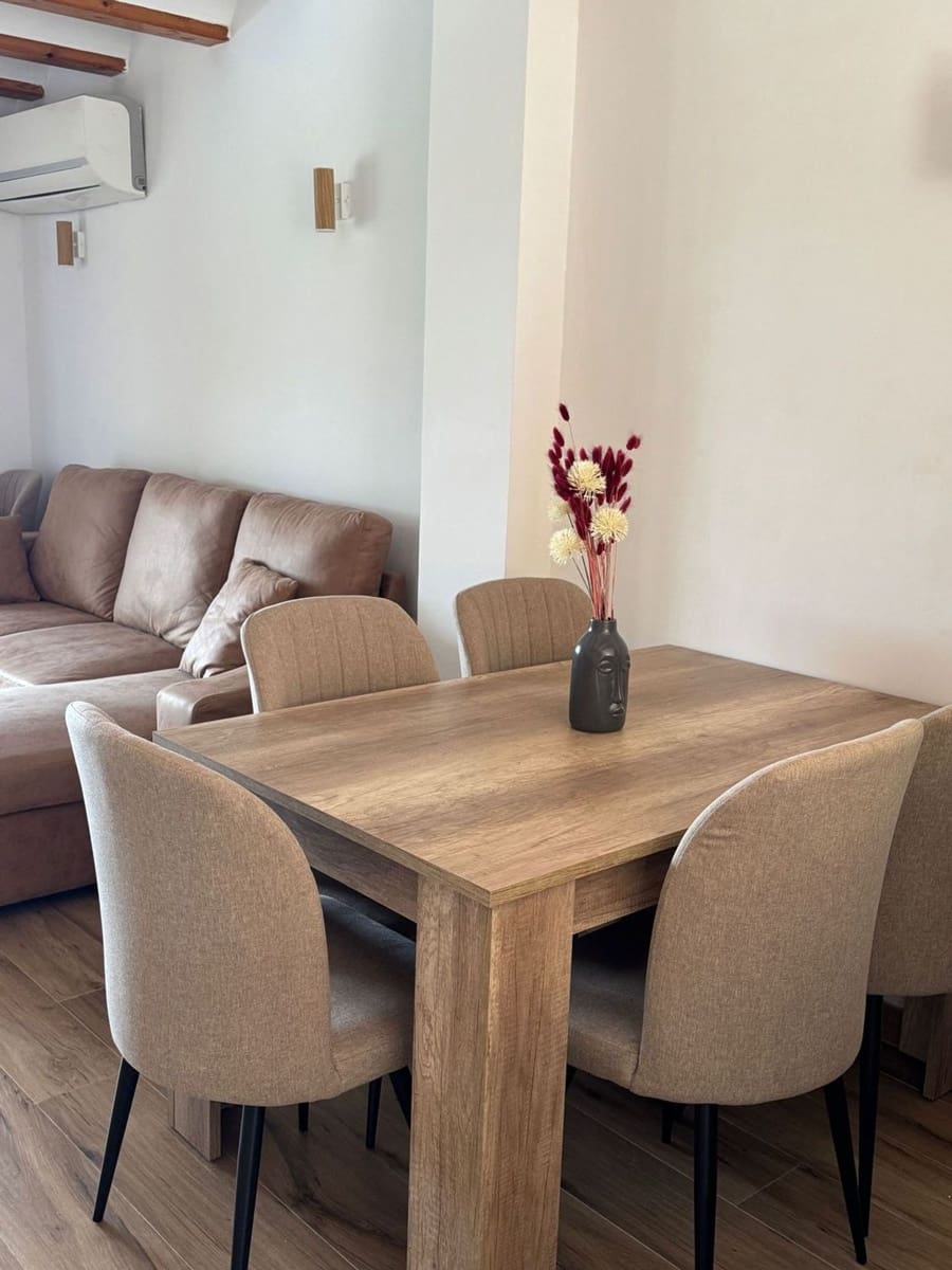 2 soveværelse Byhus til leje i Denia med swimmingpool garage - € 1.300 (Ref: 8684432)