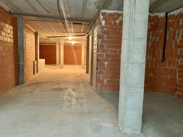 Commercial for sale in Ondara - € 174,000 (Ref: 8775750)