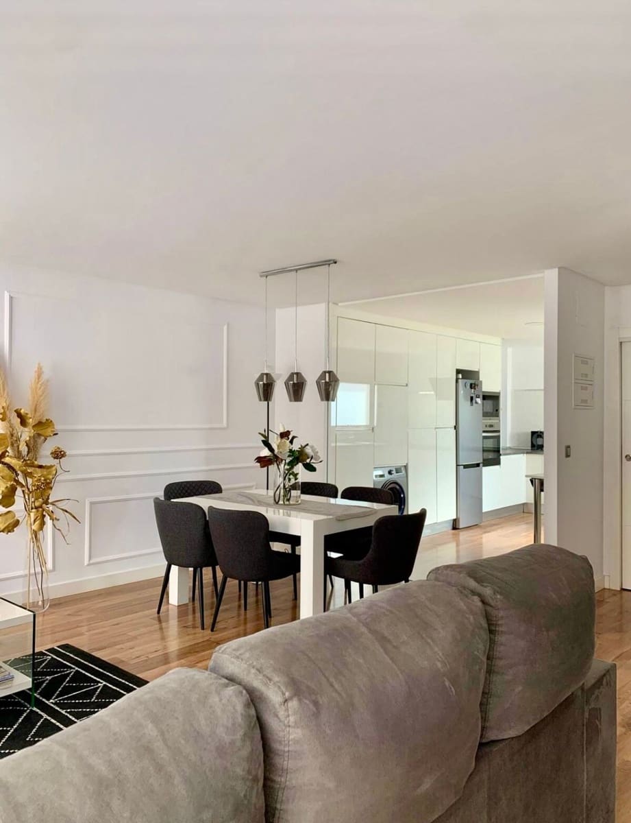 3 sypialnia Apartament do wynajęcia w Denia z garażem - 1 400 € (Ref: 8783177)