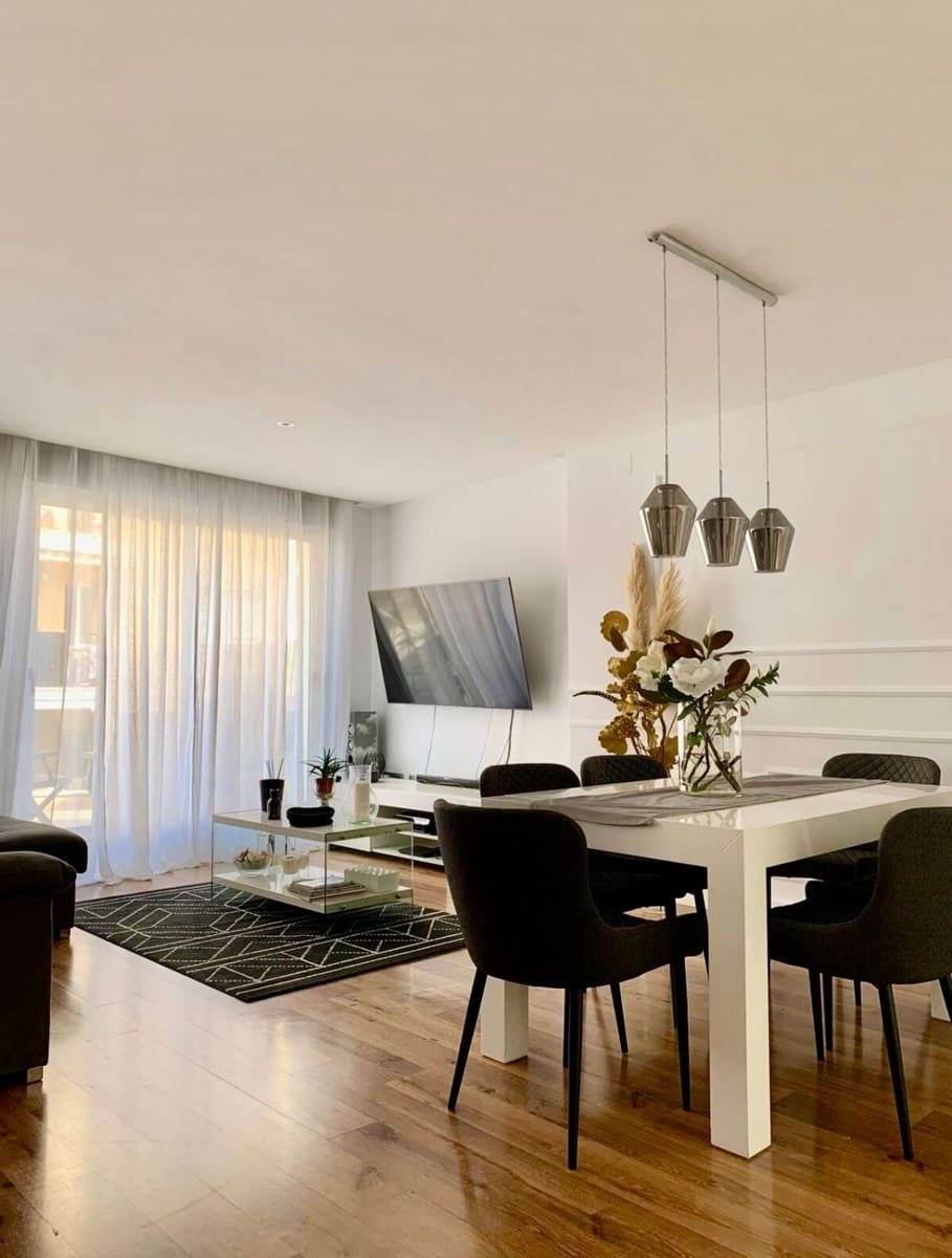 3 sypialnia Apartament do wynajęcia w Denia z garażem - 1 400 € (Ref: 8783177)