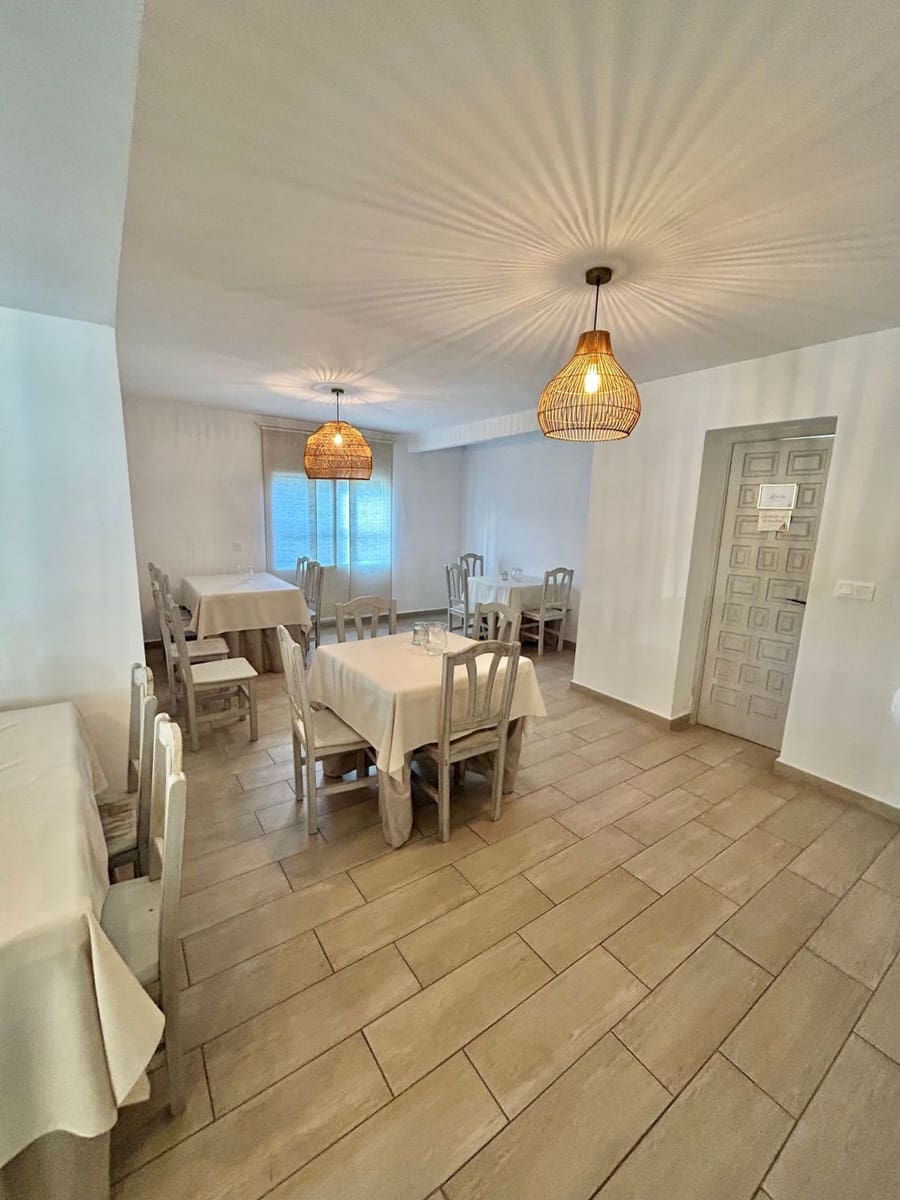 2 soveværelse Villa til salg i Denia med garage - € 500.000 (Ref: 8817059)