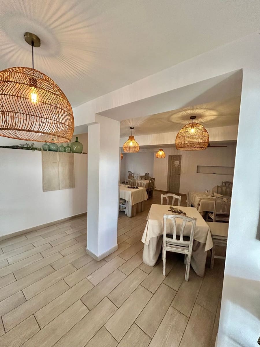 2 soveværelse Villa til salg i Denia med garage - € 500.000 (Ref: 8817059)