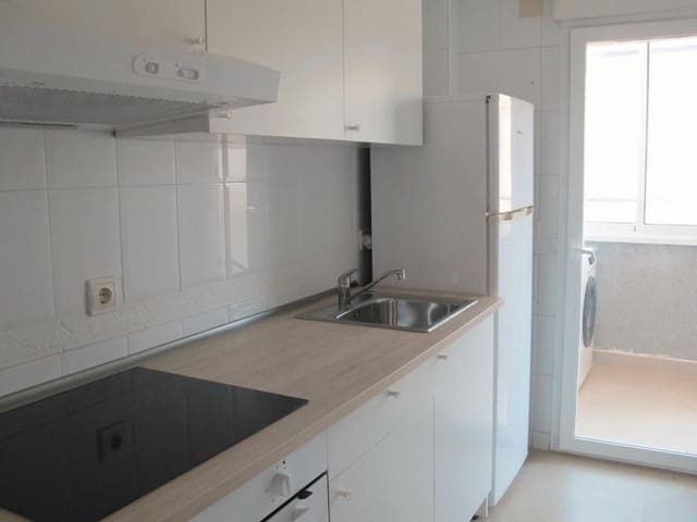 2 makuuhuone Huoneisto vuokrattavana paikassa Montañar - El Arenal, Javea / Xàbia mukana uima-altaan 
autotalli - 1 050 € (Ref: 8824681)