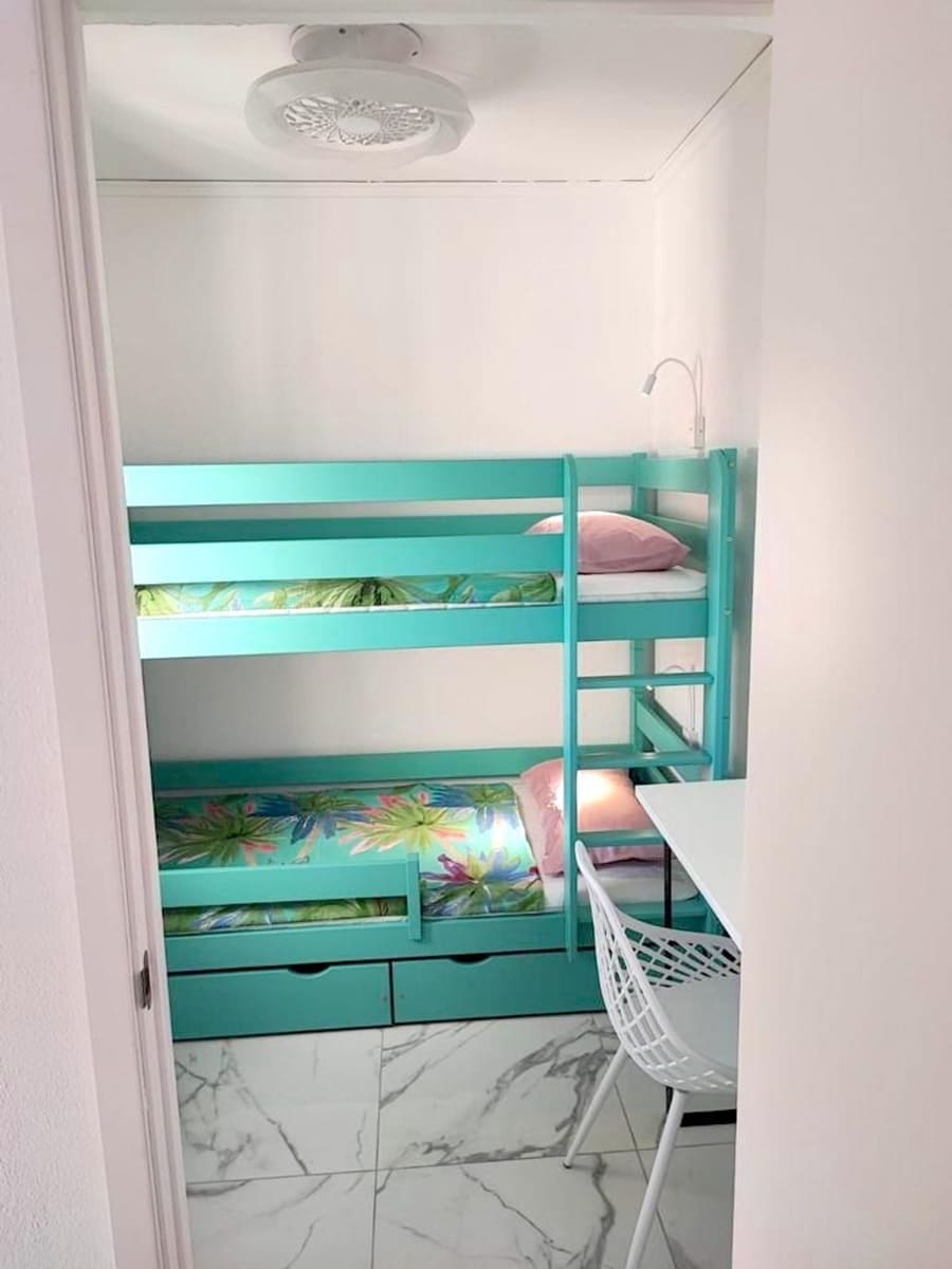 3 soveværelse Byhus til leje i Denia med swimmingpool garage - € 1.500 (Ref: 8824683)