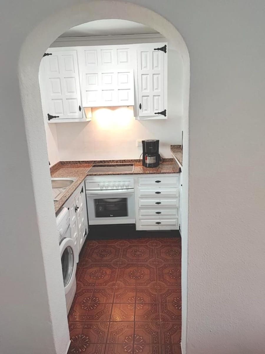 3 soveværelse Byhus til leje i Denia med swimmingpool garage - € 1.500 (Ref: 8824683)