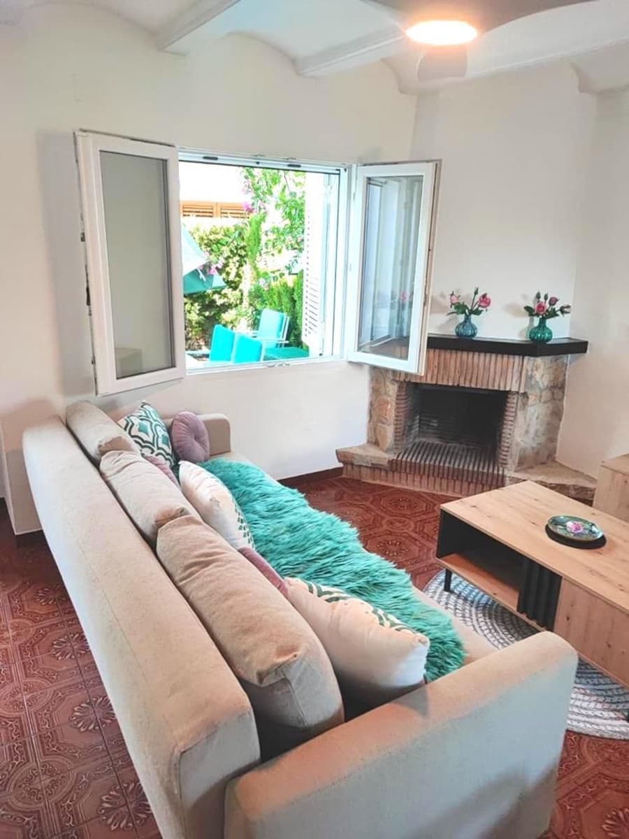 3 soveværelse Byhus til leje i Denia med swimmingpool garage - € 1.500 (Ref: 8824683)