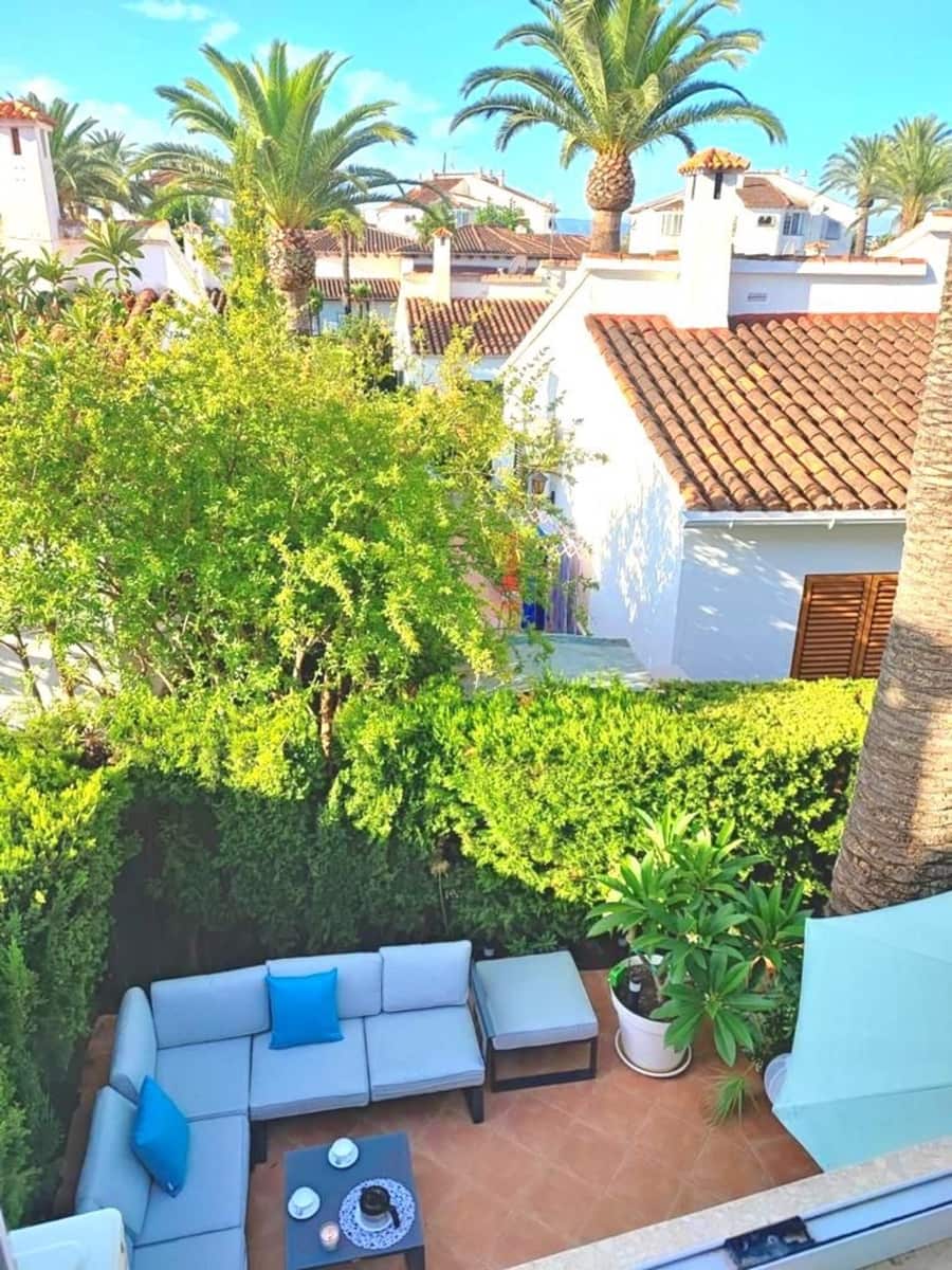 3 soveværelse Byhus til leje i Denia med swimmingpool garage - € 1.500 (Ref: 8824683)