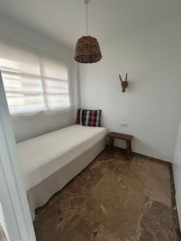 3 bedroom Apartment for rent in Montañar - El Arenal, Javea / Xàbia with pool - € 1,250 (Ref: 9113732)