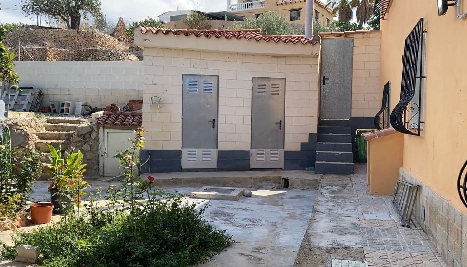 4 soveværelse Finca/Landehus til salg i La Villajoyosa / Vila Joiosa med swimmingpool garage - € 349.000 (Ref: 9304870)