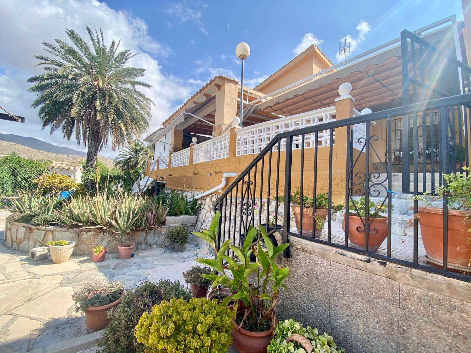 4 soveværelse Finca/Landehus til salg i La Villajoyosa / Vila Joiosa med swimmingpool garage - € 349.000 (Ref: 9304870)