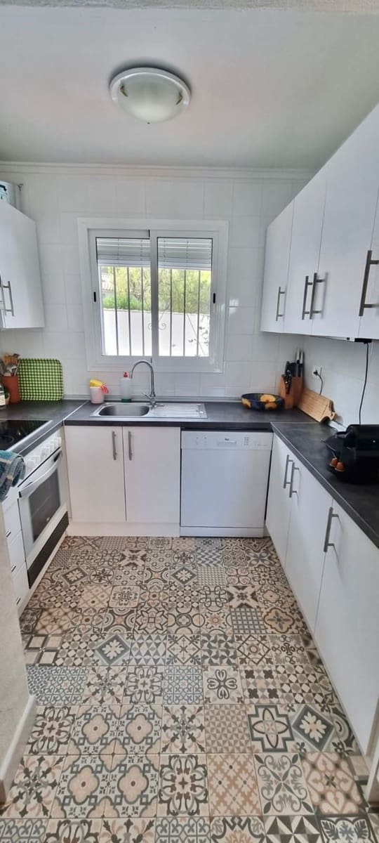 3 Zimmer Villa zu verkaufen in Denia mit Pool Garage - 550.000 € (Ref: 9573701)