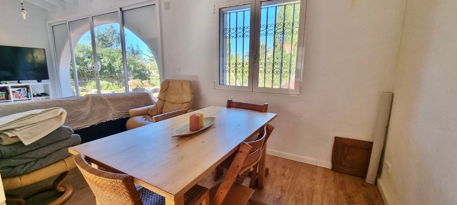 3 Zimmer Villa zu verkaufen in Denia mit Pool Garage - 550.000 € (Ref: 9573701)